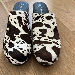 Animal print clogs